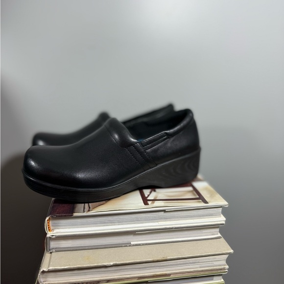 Dr. Scholl's Work Black Women's Mules - Picture 2 of 15